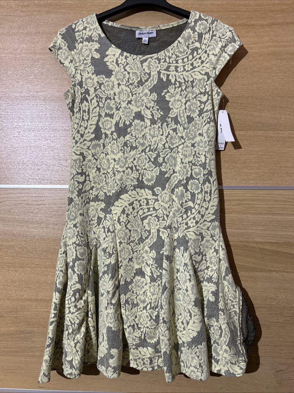 NEW Shelby & Palmer Dress - Women’s Sz L - Pleated Flair Cap Sleeve
